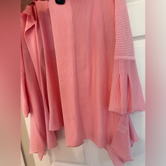 Ming Wang Knit Cardigan Style Wrap - Picture 6 of 9